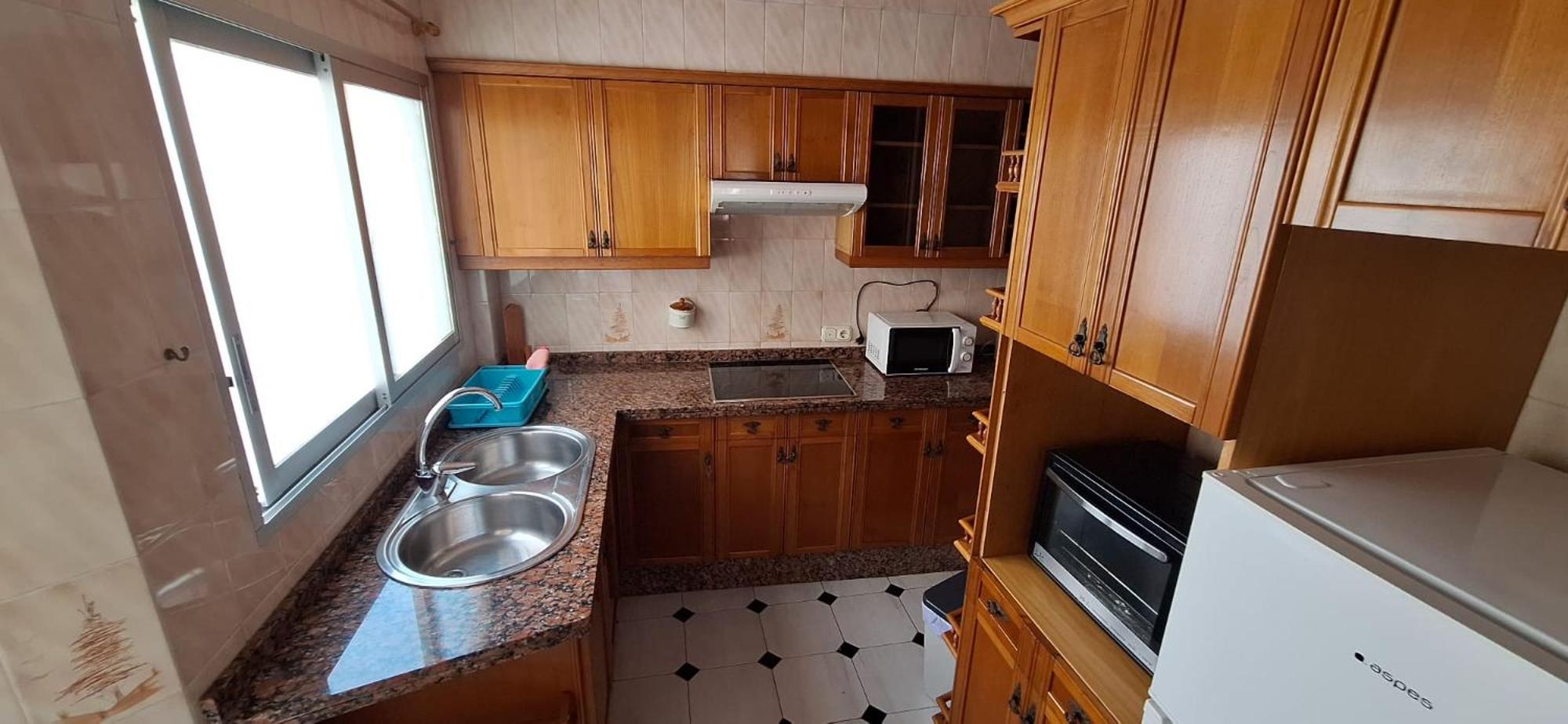 Apartamentos Casa May 1- Centro Benidorm-Solo Mayores De 30 Anos Y Familias Εξωτερικό φωτογραφία
