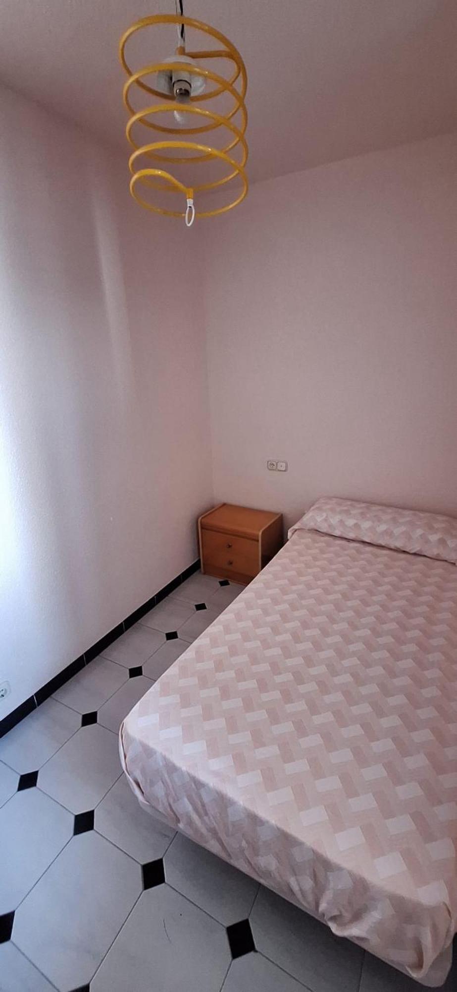 Apartamentos Casa May 1- Centro Benidorm-Solo Mayores De 30 Anos Y Familias Εξωτερικό φωτογραφία
